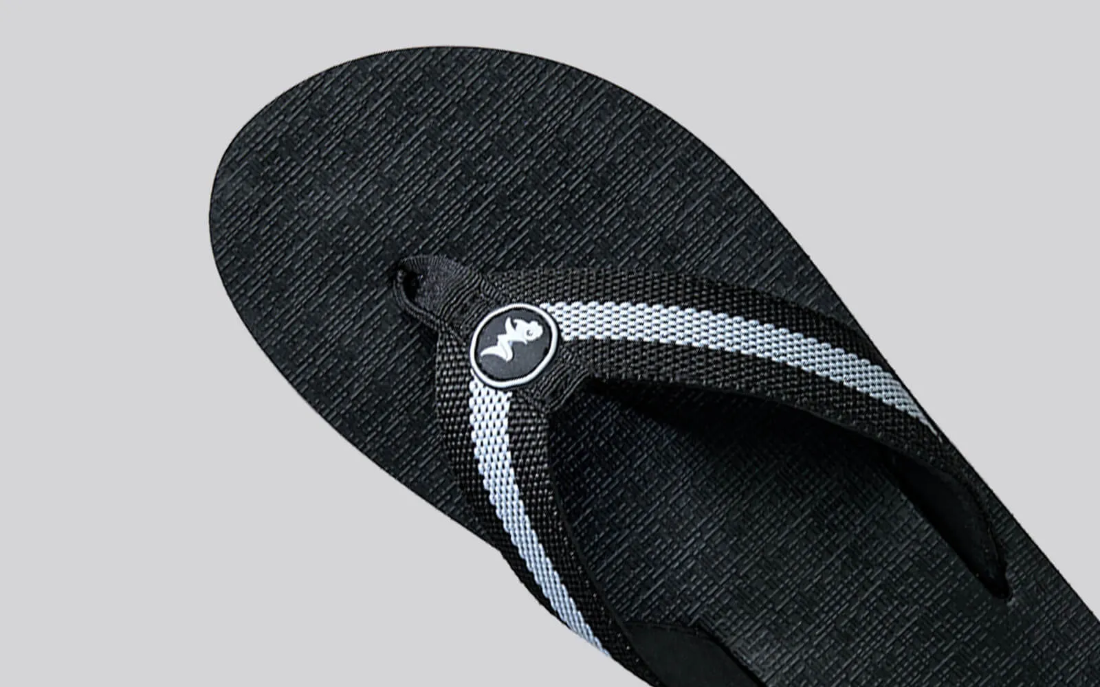 Cozy Flips : Black-Grey