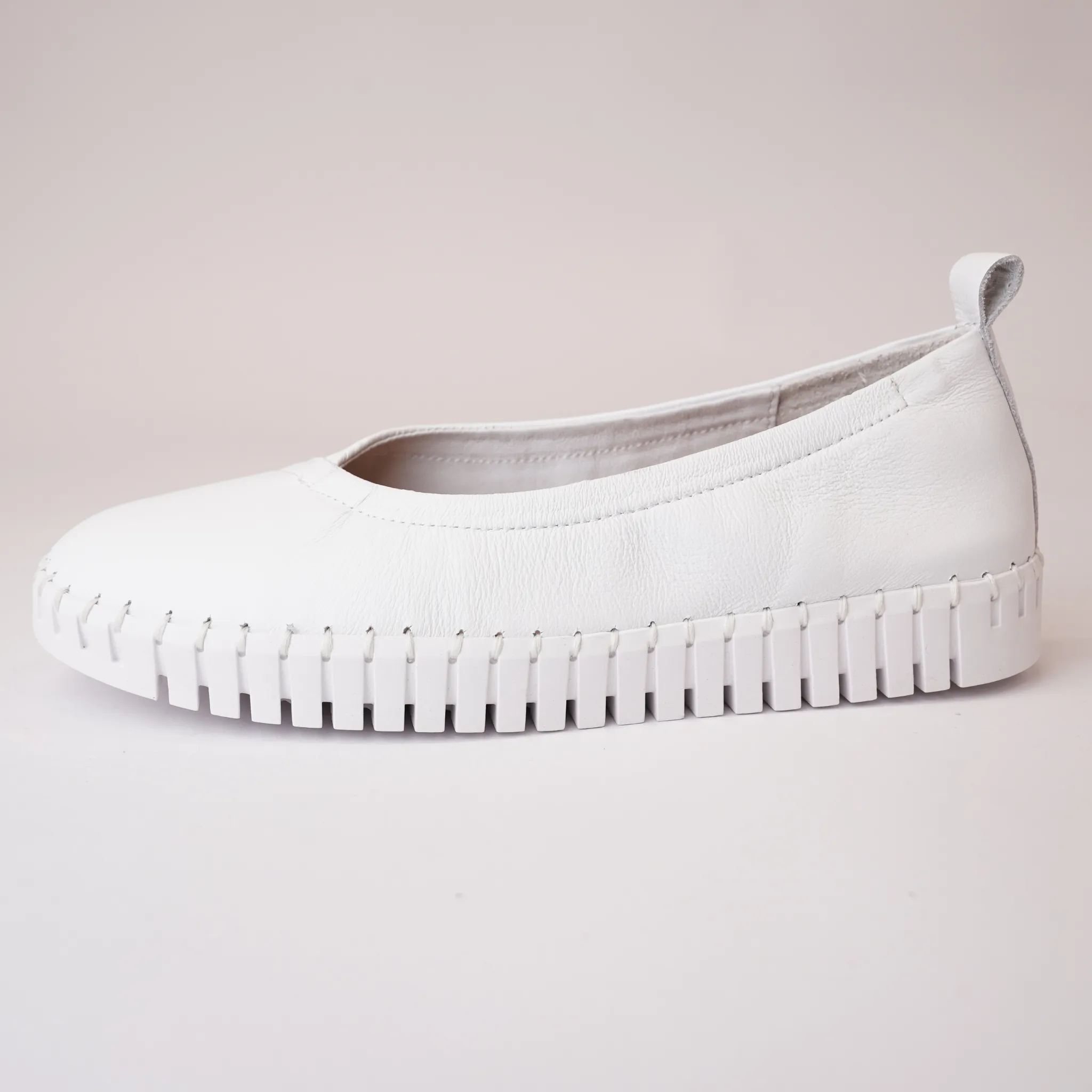 Heaton White Ballet Flats