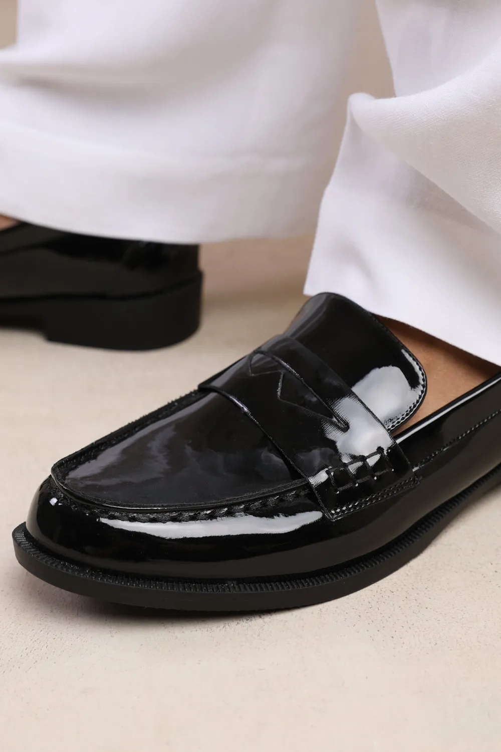 HOUSTON WIDE FIT SLIP ON LOAFER IN BLACK PATENT