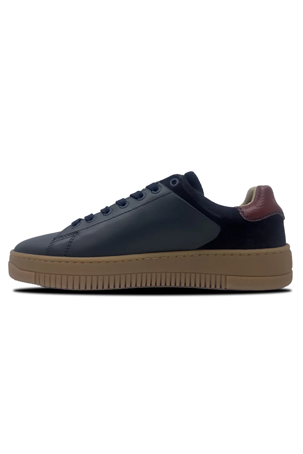 Joan Clasico Sneaker*