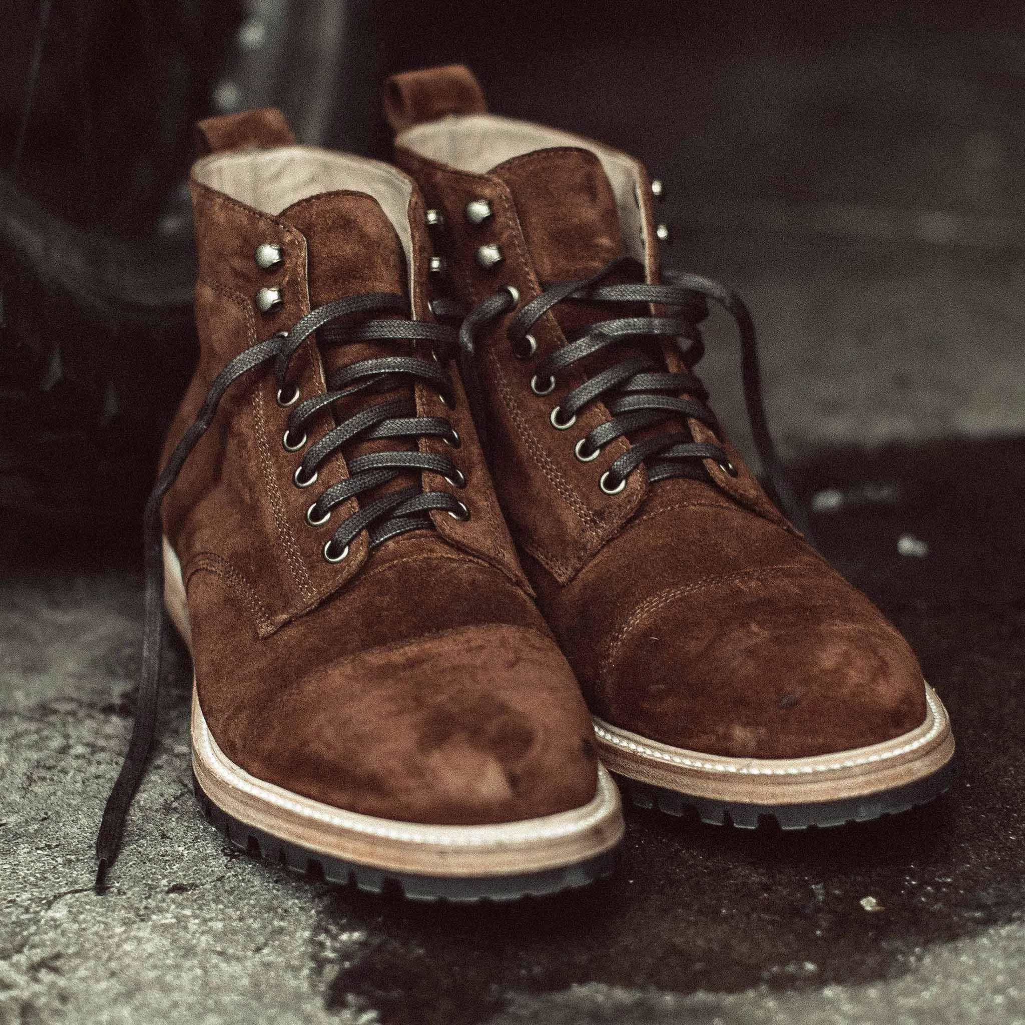 The Moto Boot in Weatherproof Snuff Suede