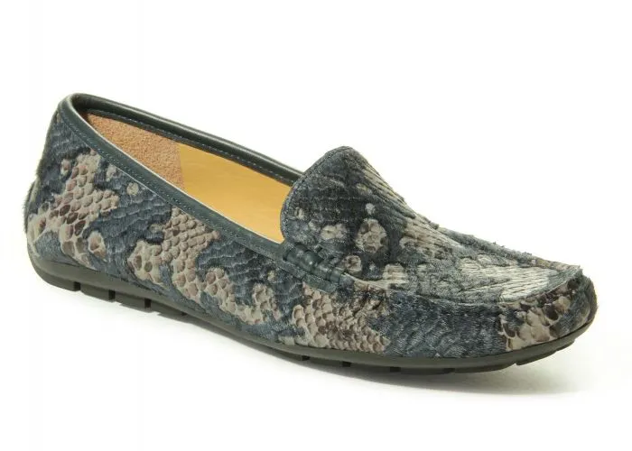 Vaneli Albion Loafer Women's